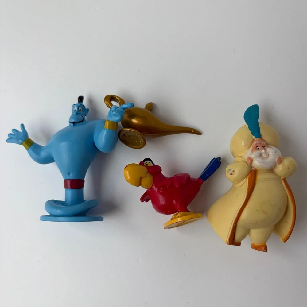 Disney’s Aladdin Small Figures Lot Princess Jasmine Genie‎ Abu Sultan Lamp
